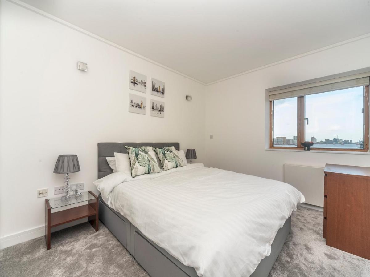 Pass The Keys Riverside Amazing Flat In London Close To The O2 Kültér fotó